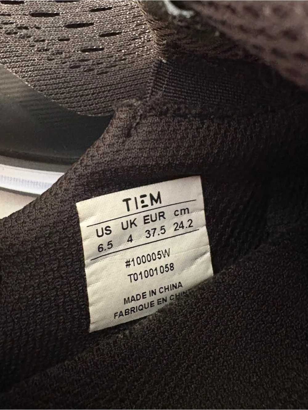TIEM Slipstream - Black-Black (SPD Cleat attached/included)